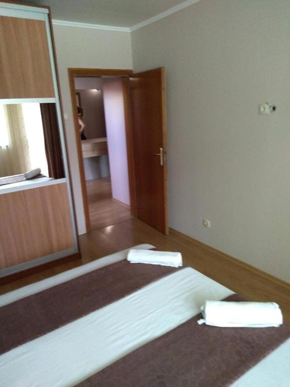 Къща За Гости Роси Pomorie Exterior photo